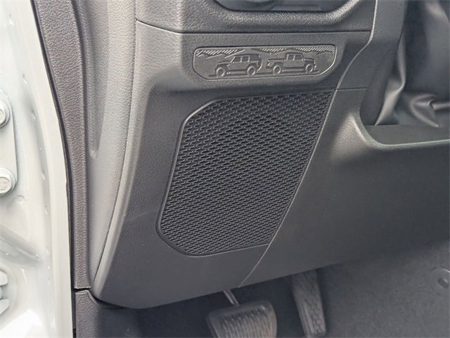 New 2025 Jeep Gladiator Sport image 17