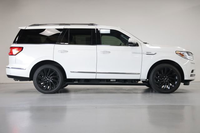Used 2020 Lincoln Navigator Reserve w/ Equipment Group 208A Reserve AWD/4WD image 15