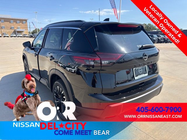New 2026 Nissan Rogue Dark Armor FWD image 3
