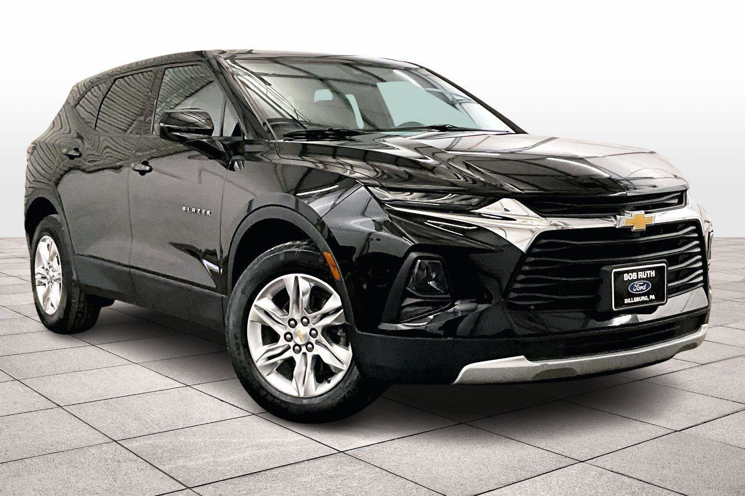 Used 2022 Chevrolet Blazer LT image 2
