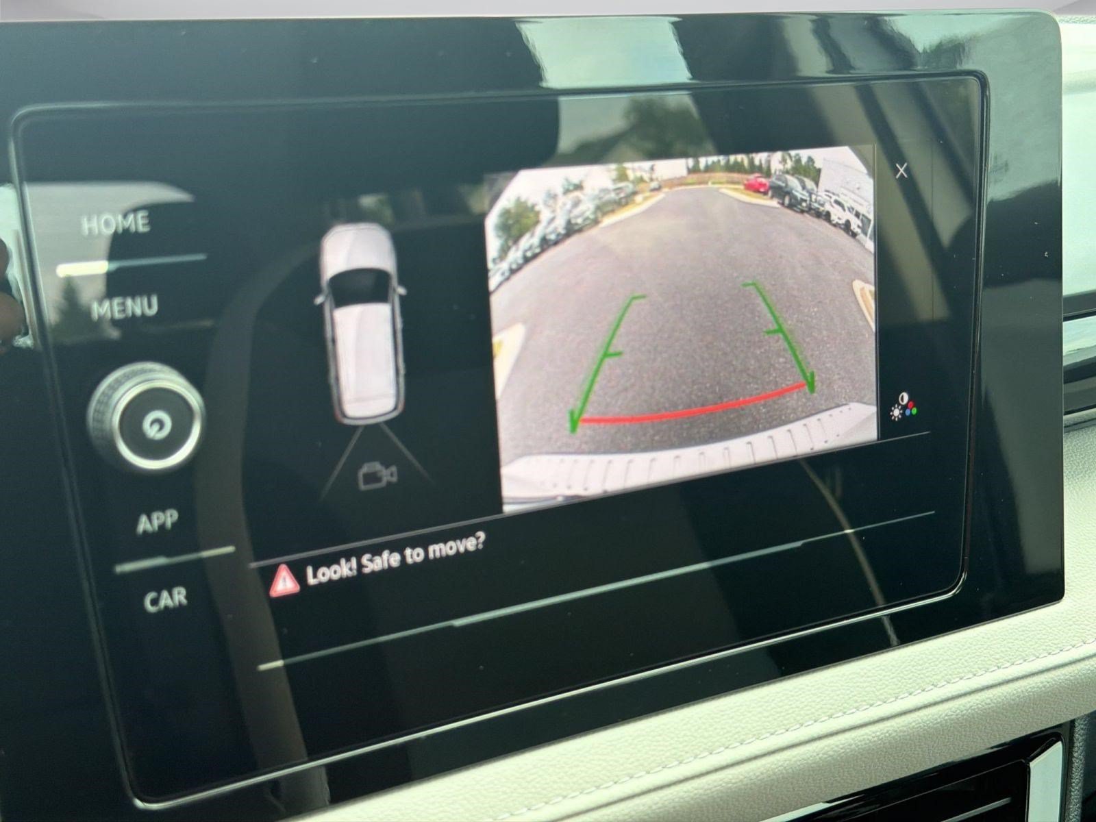 New 2026 Volkswagen Taos S FWD image 17