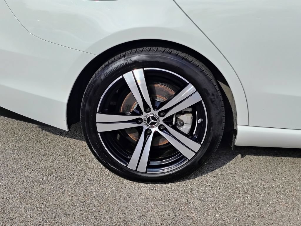 Used 2025 Mercedes-Benz C 300 4MATIC Sedan image 11
