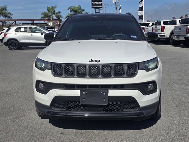 Used 2023 Jeep Compass Altitude image 3