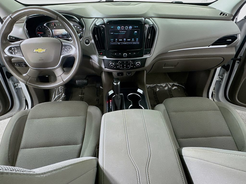 Used 2019 Chevrolet Traverse LT FWD image 16