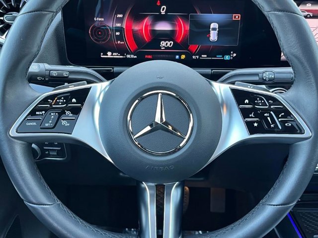 Used 2025 Mercedes-Benz GLA 250 4MATIC image 8