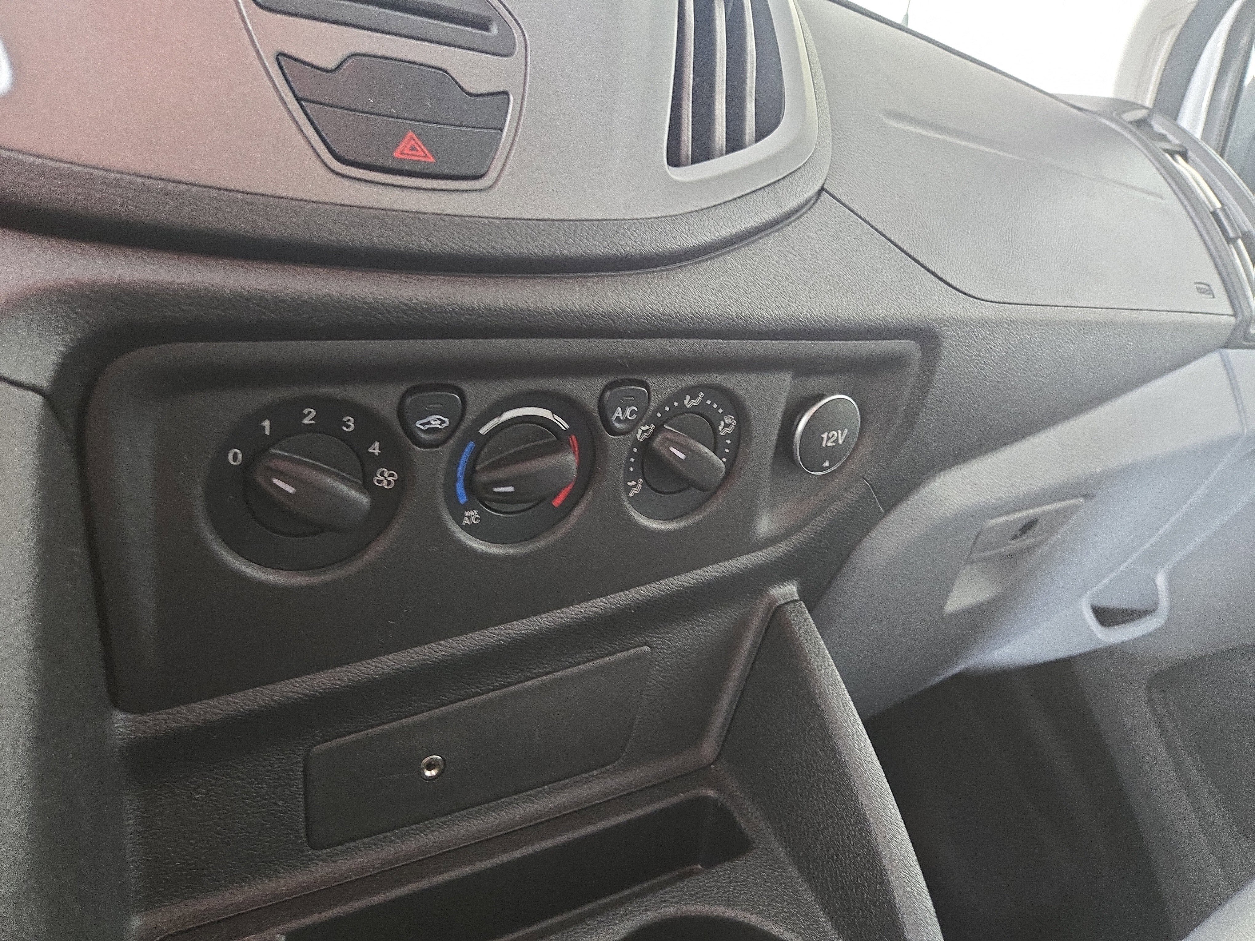 Used 2018 Ford Transit 350 XL RWD image 24