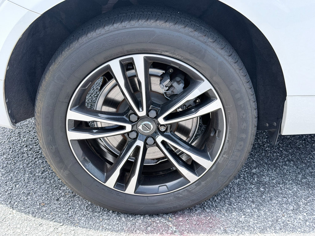 Used 2018 Volvo XC60 T6 Momentum w/ Convenience Package AWD/4WD image 36
