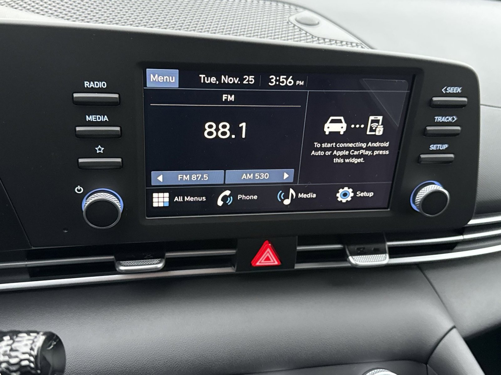 New 2026 Hyundai Elantra SE image 18