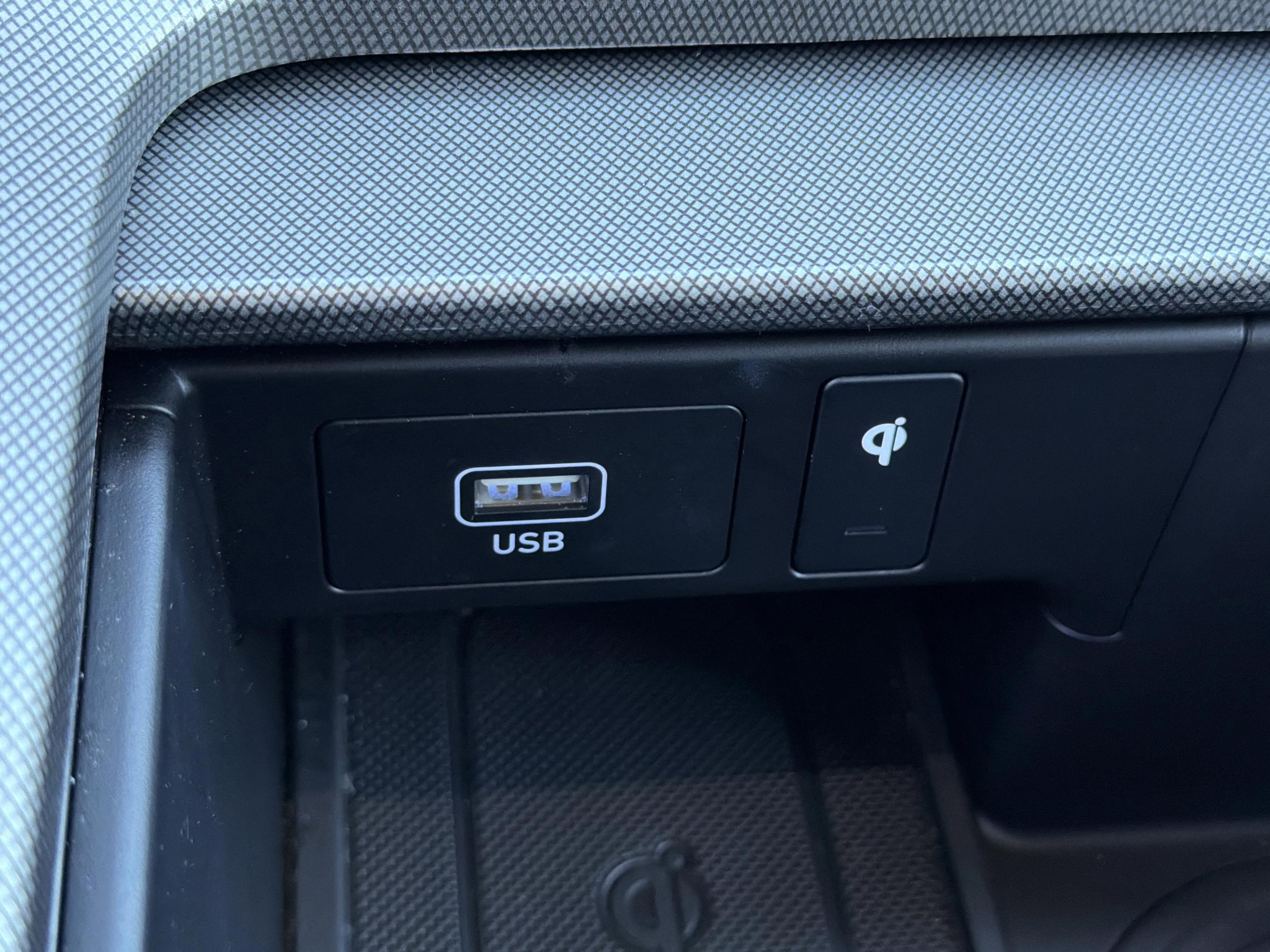 Used 2022 Hyundai Palisade Calligraphy image 19