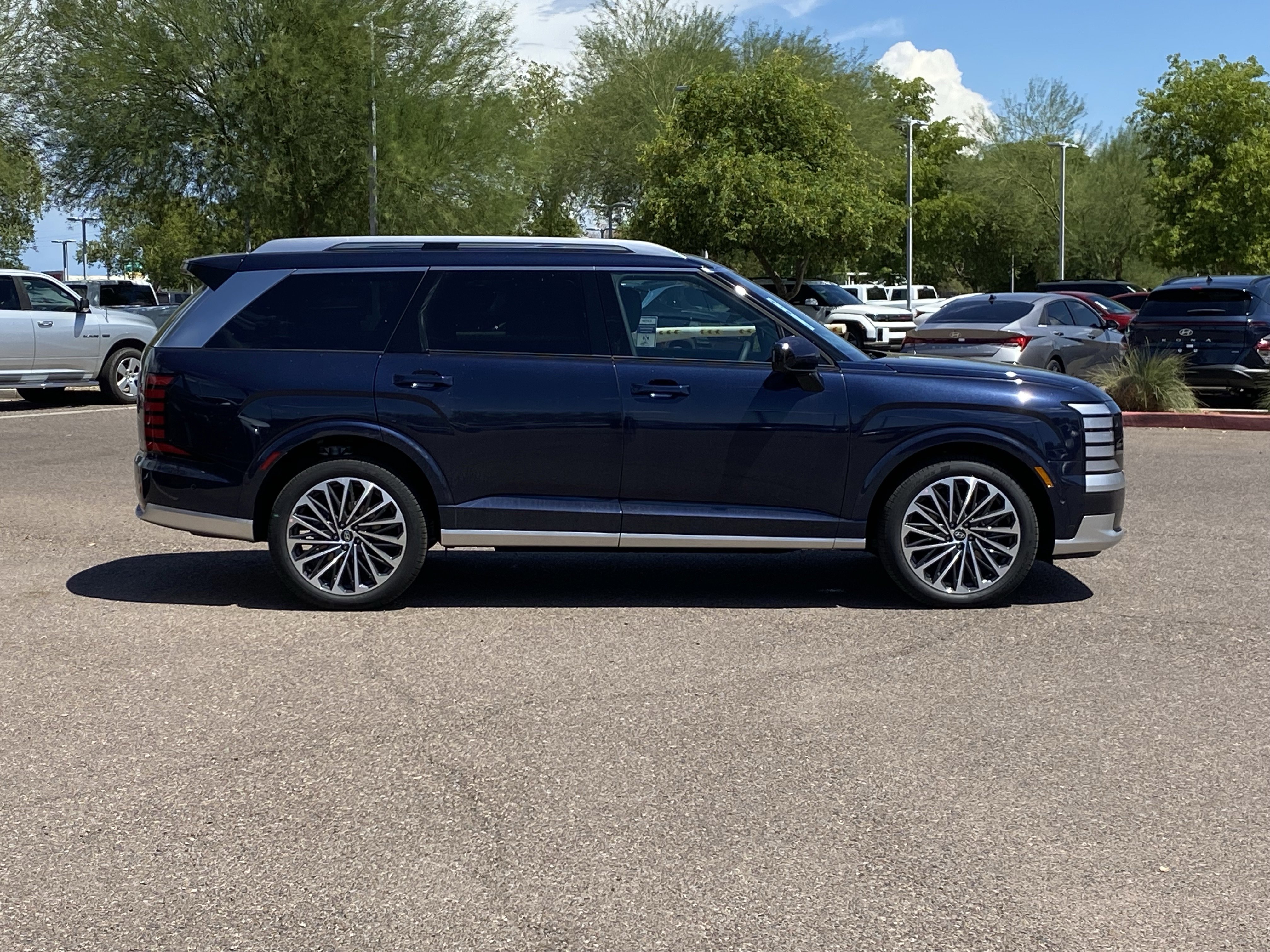 New 2026 Hyundai Palisade Calligraphy image 2