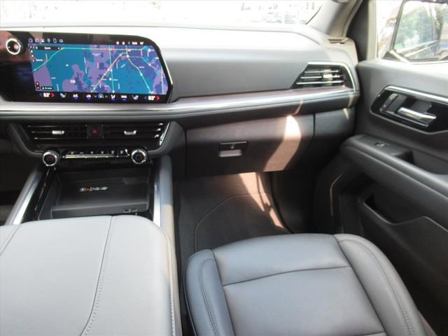 Used 2025 Chevrolet Tahoe Z71 image 13