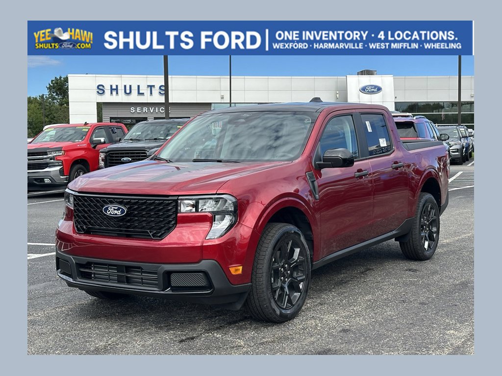 New 2026 Ford Maverick XLT w/ Black Appearance Package