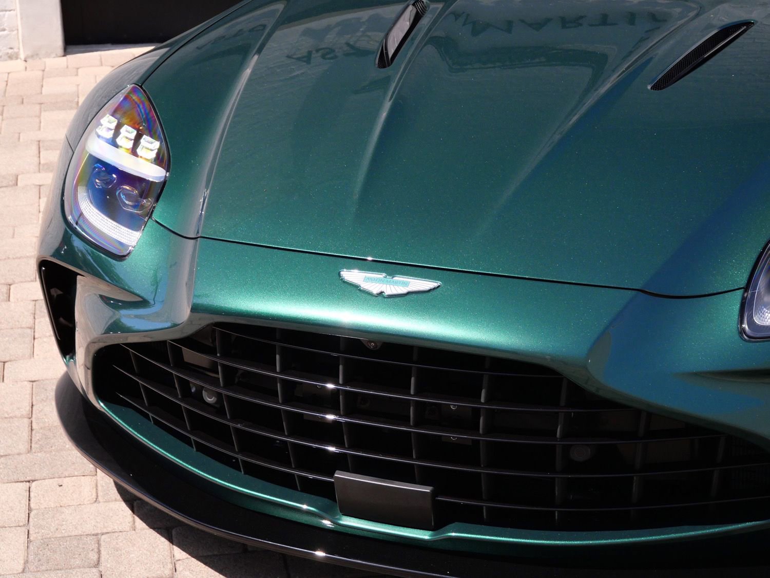 New 2026 Aston Martin V8 Vantage S RWD image 14