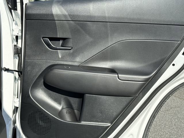 New 2026 Hyundai Kona SE image 16