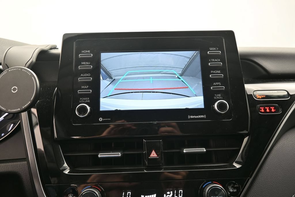 Used 2023 Toyota Camry SE FWD image 13