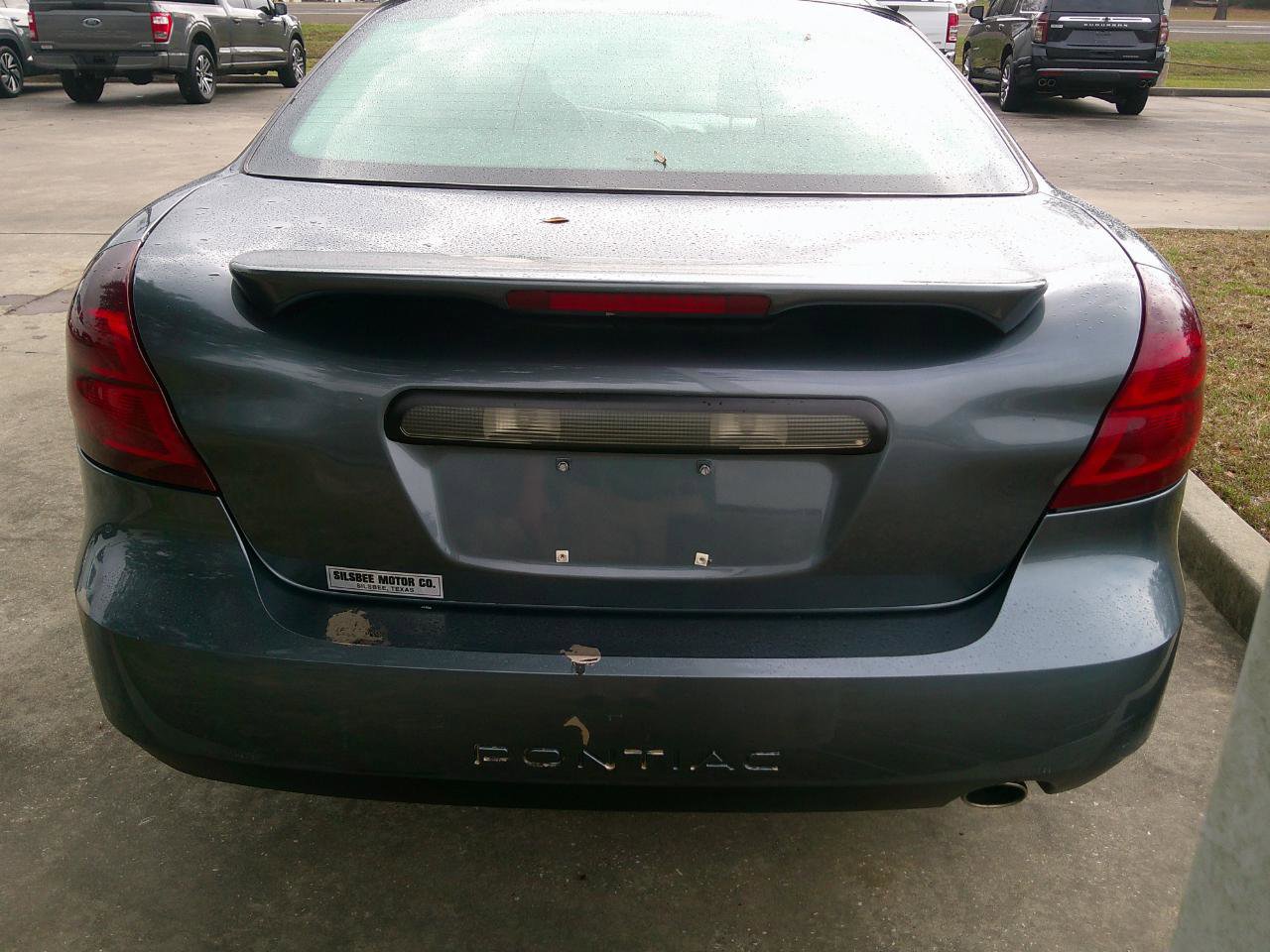 Used 2006 Pontiac Grand Prix w/ Preferred Package image 3