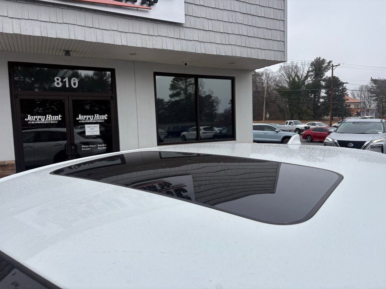 Used 2024 Honda HR-V EX-L image 12