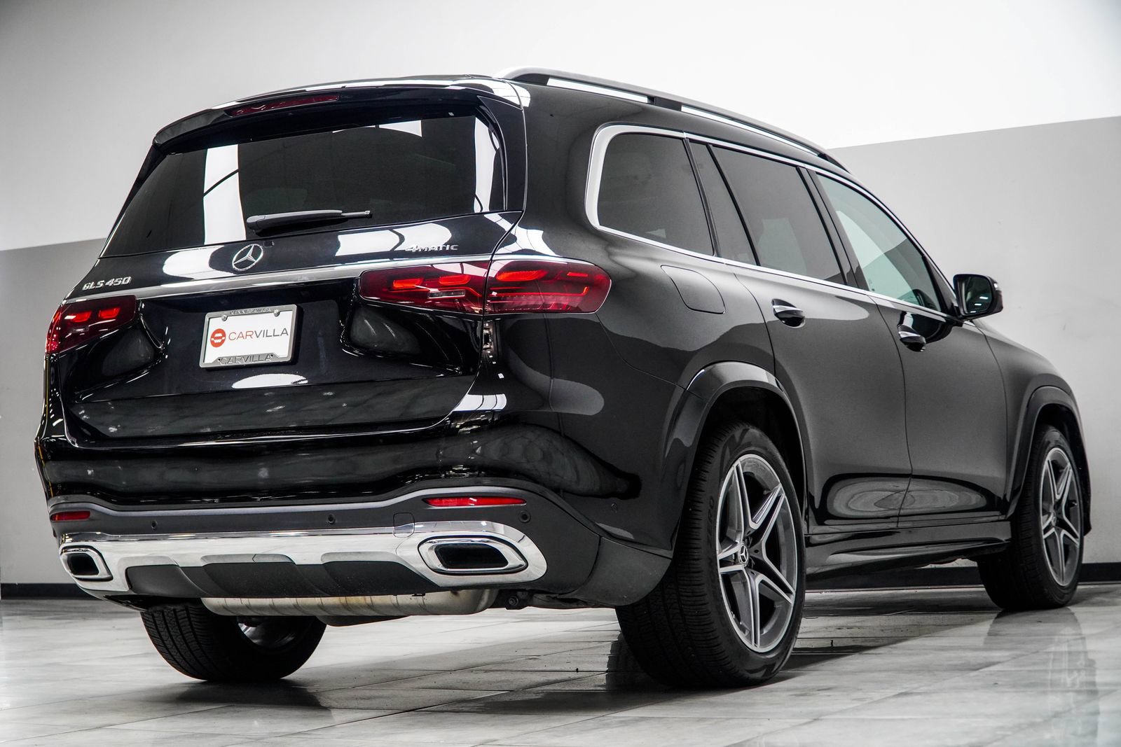 Used 2024 Mercedes-Benz GLS 450 4MATIC image 13
