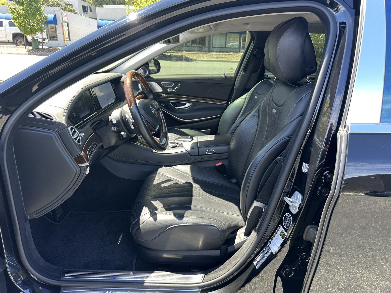 Used 2016 Mercedes-Benz Maybach S 600 image 18