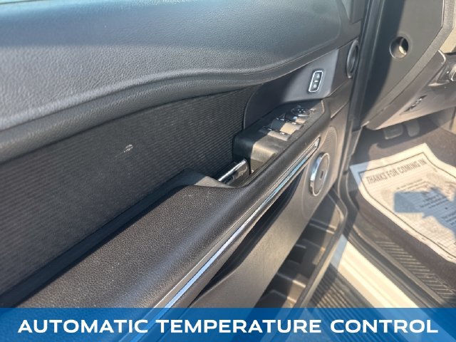 Used 2019 Ford Expedition Max XLT AWD/4WD image 12
