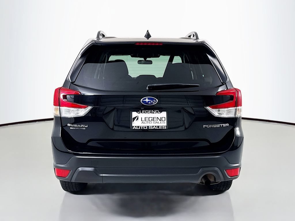 Used 2022 Subaru Forester Premium AWD/4WD image 6