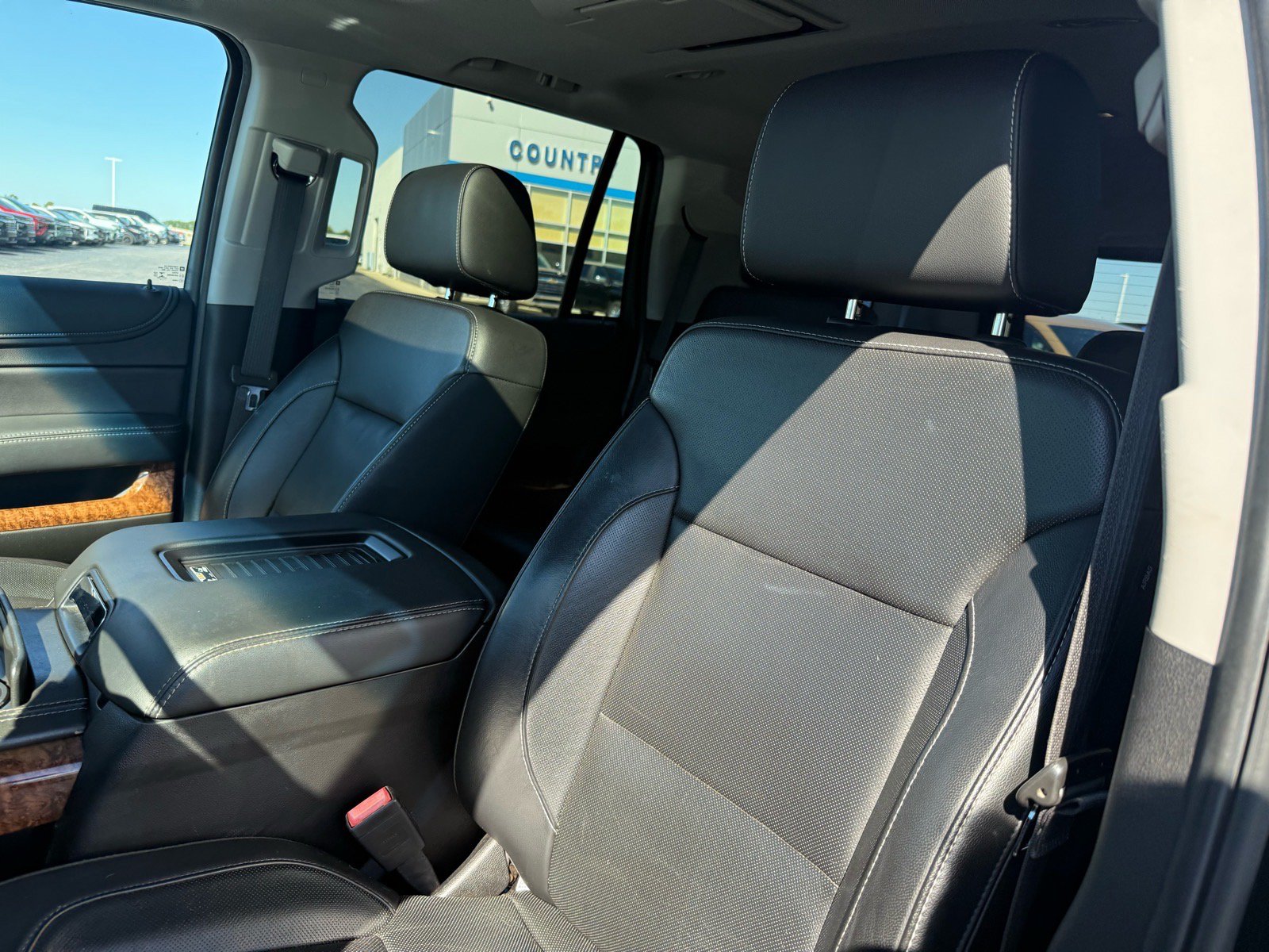 Used 2019 Chevrolet Tahoe Premier AWD/4WD image 13