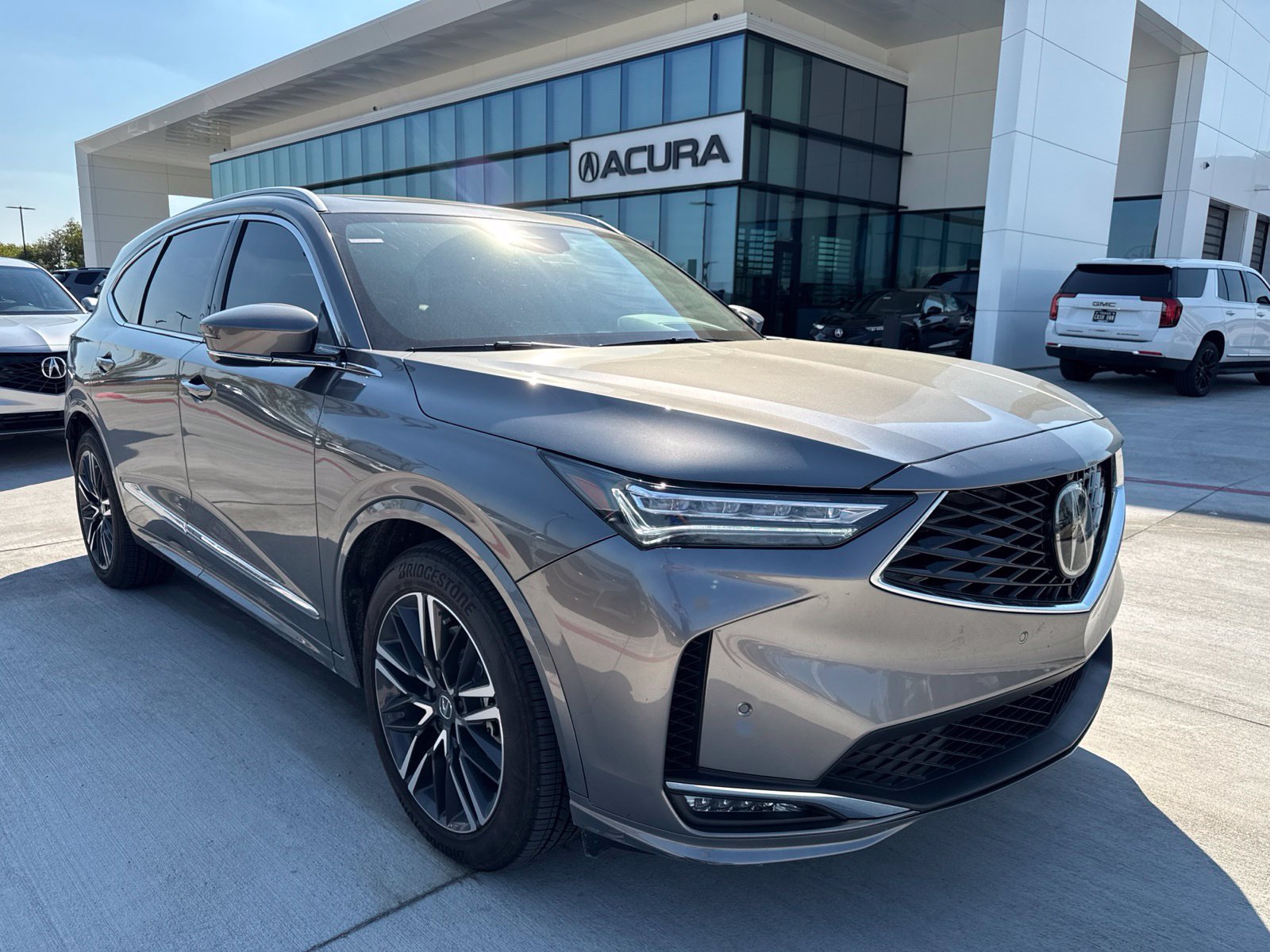 Used 2026 Acura MDX w/ Advance Package