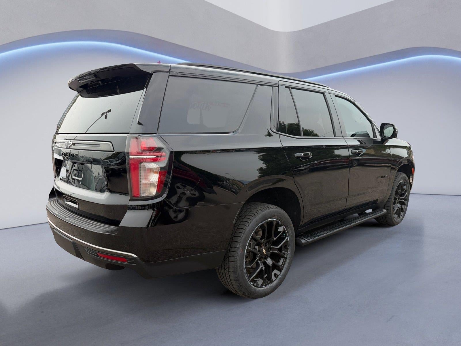 Certified 2022 Chevrolet Tahoe RST w/ Luxury Package AWD/4WD image 5