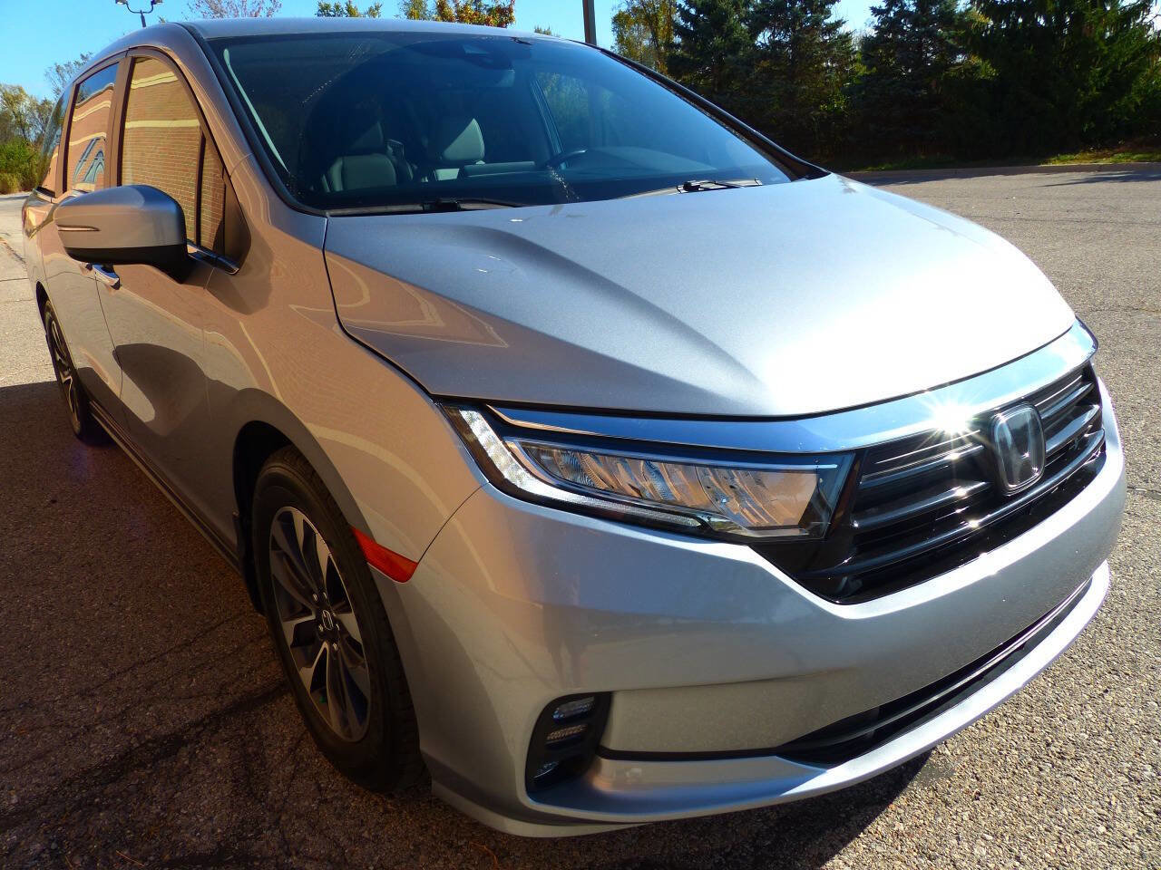 Used 2024 Honda Odyssey EX-L image 11