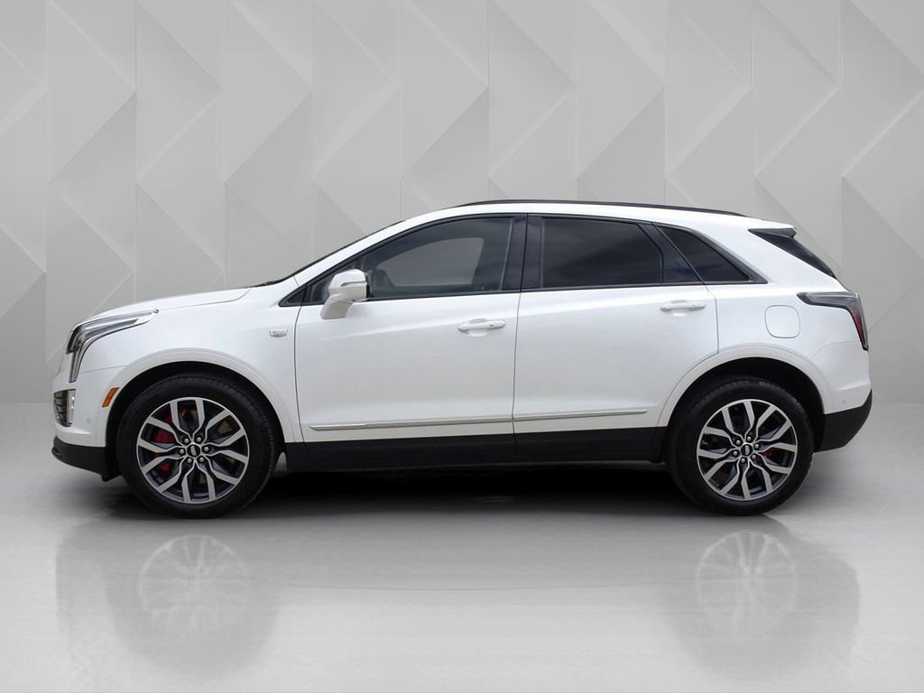 Certified 2023 Cadillac XT5 Sportv w/ Technology Package AWD/4WD image 2