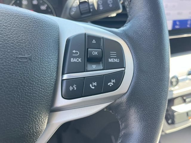 Used 2023 Ford Explorer XLT w/ Equipment Group 202A AWD/4WD image 39
