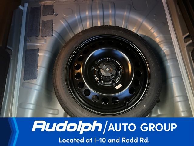 Used 2025 Chevrolet Trax RS image 27