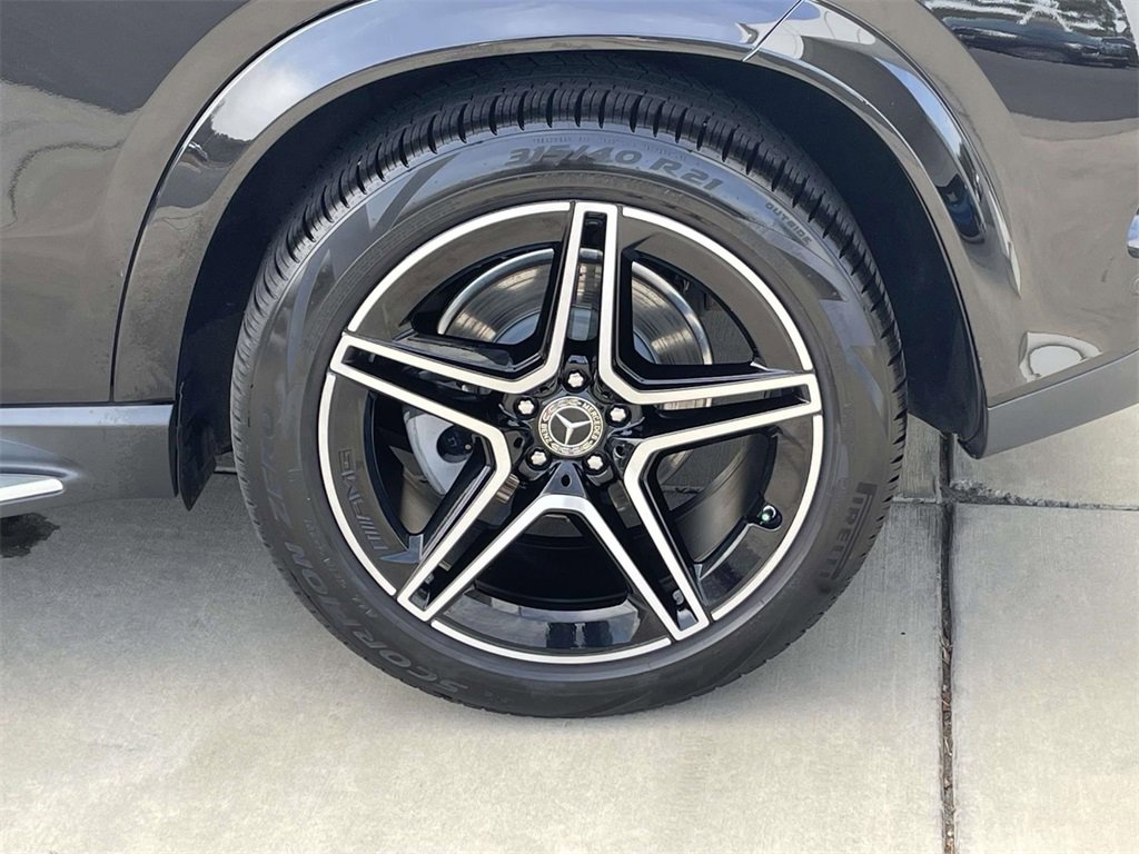 Used 2022 Mercedes-Benz GLE 350 4MATIC image 11
