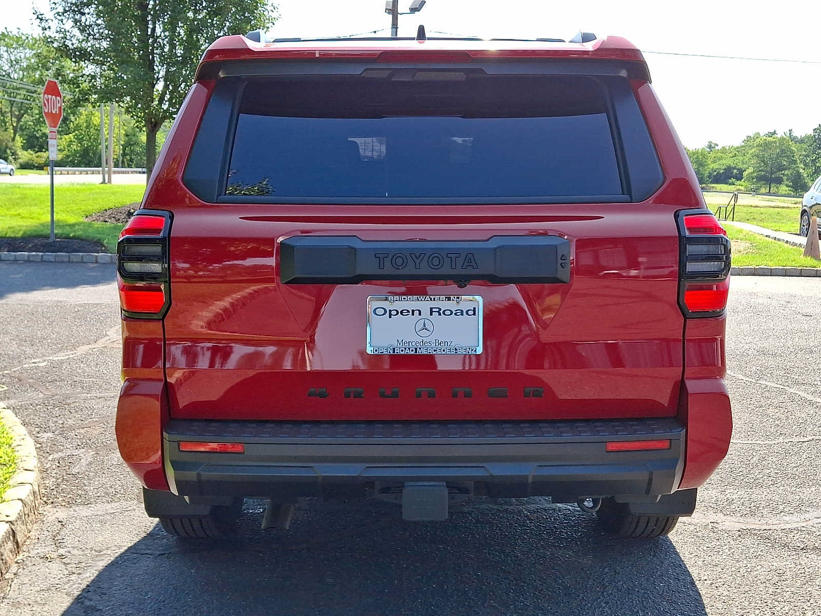 Used 2025 Toyota 4Runner SR5 AWD/4WD image 5