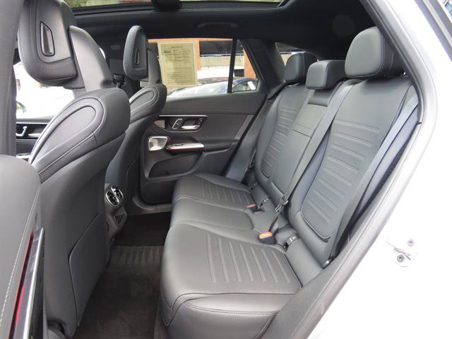 Used 2026 Mercedes-Benz GLC 300 4MATIC image 21