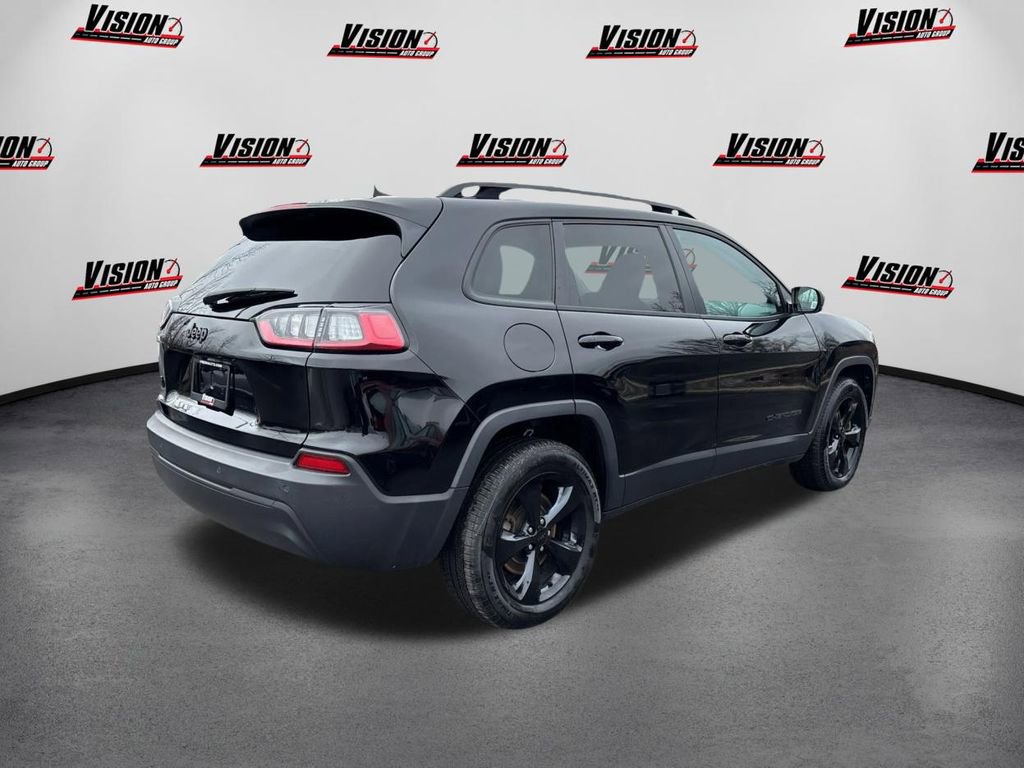 Used 2021 Jeep Cherokee Latitude Plus image 5