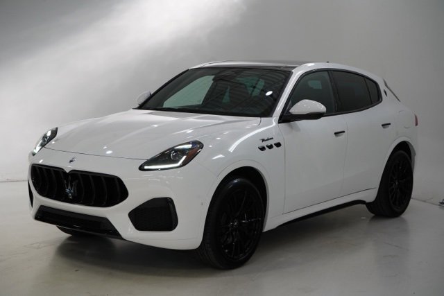 New 2025 Maserati Grecale Modena image 3