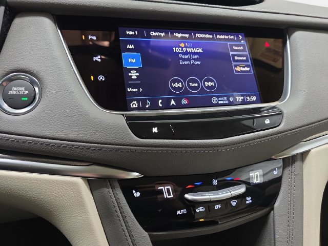 New 2026 Cadillac XT5 Premium Luxury w/ LPO, Floor Liner Package AWD/4WD image 16