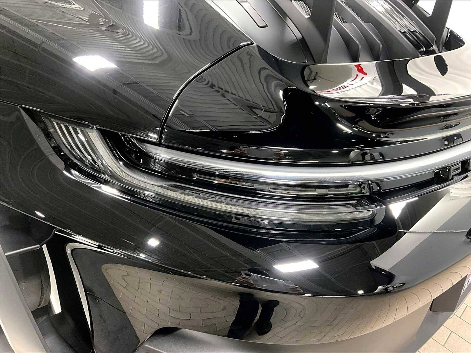 Used 2025 Porsche 911 GT3 RS image 32