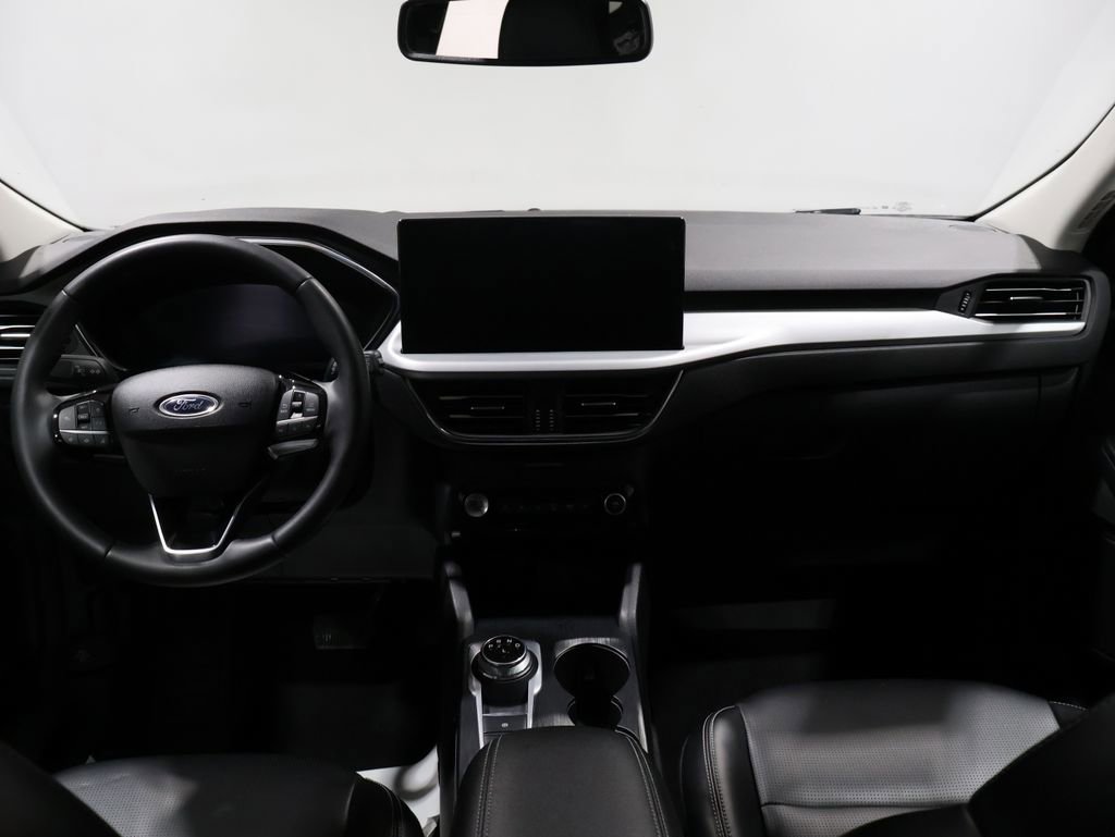 Used 2023 Ford Escape Platinum image 17