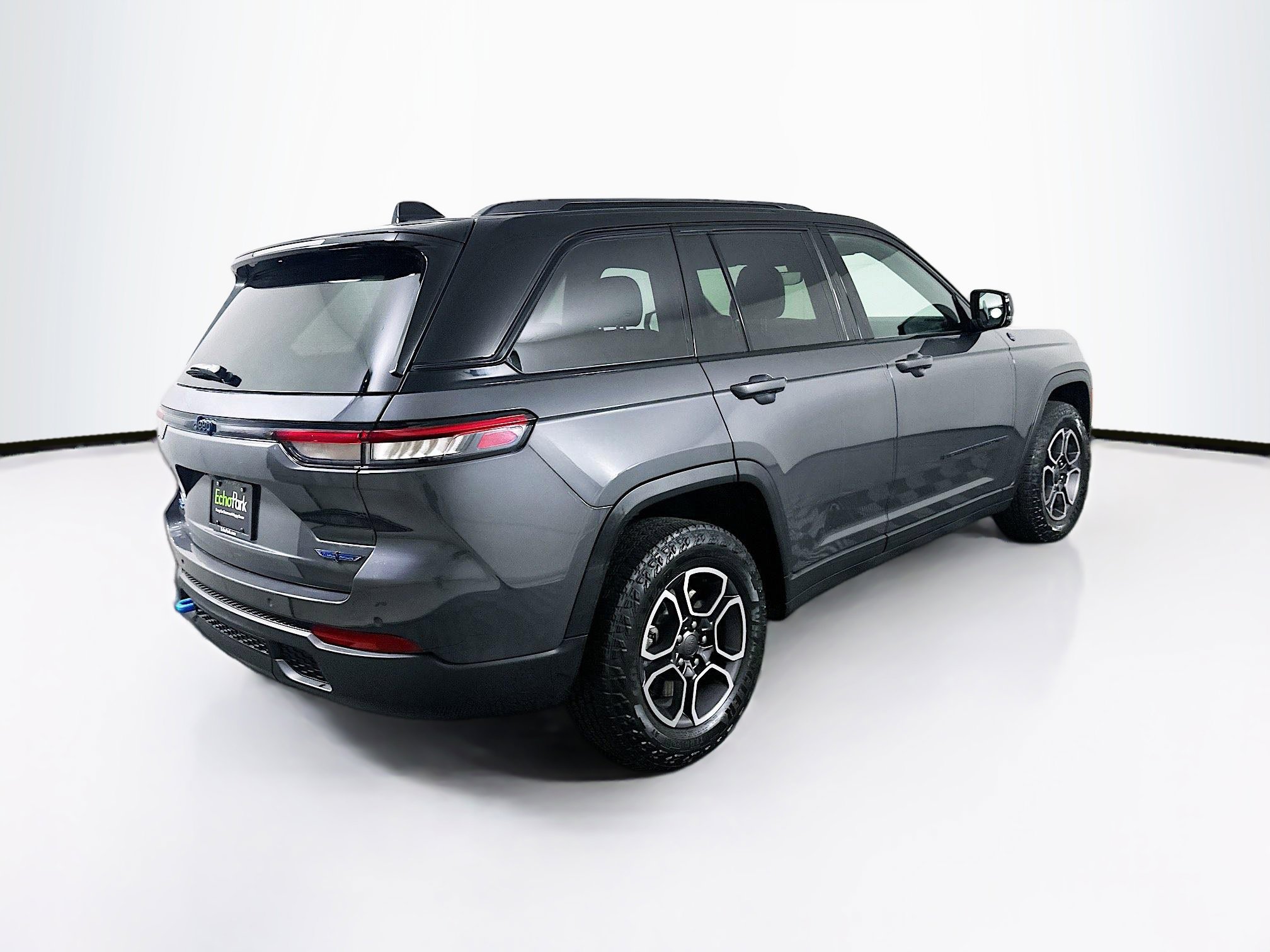 Used 2022 Jeep Grand Cherokee Trailhawk image 9