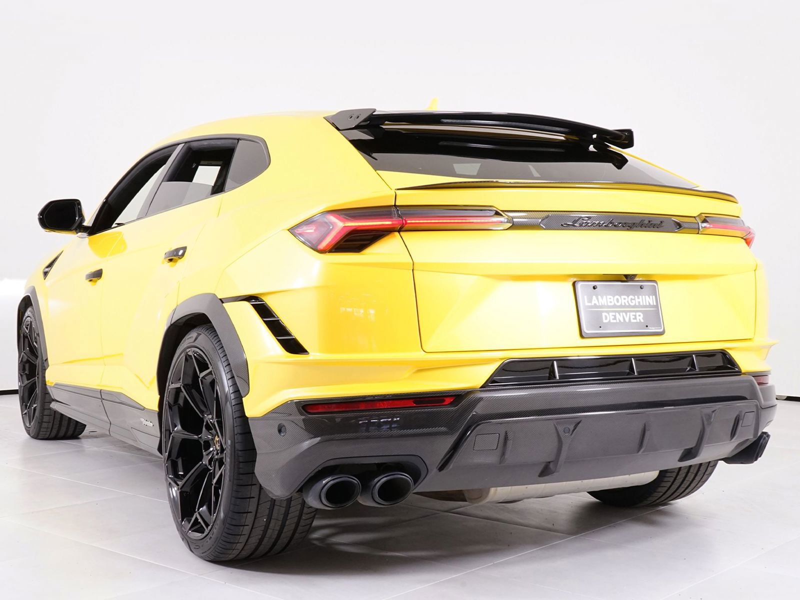 Used 2024 Lamborghini Urus Performante image 18