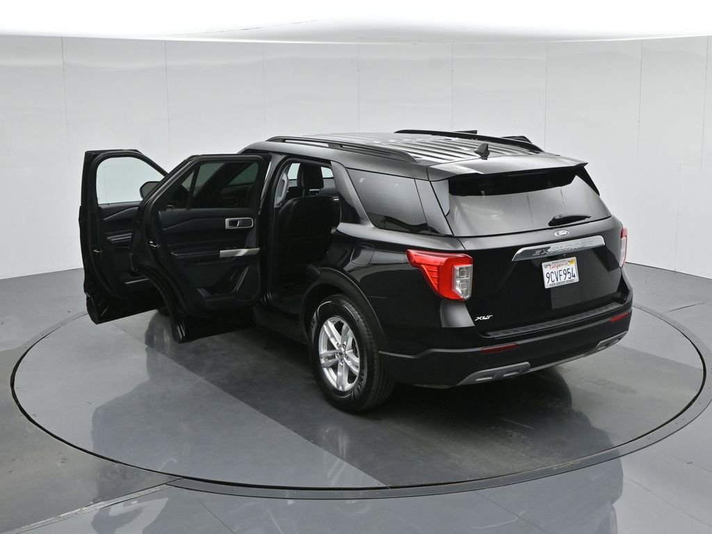 Certified 2022 Ford Explorer XLT w/ Equipment Group 202A image 41
