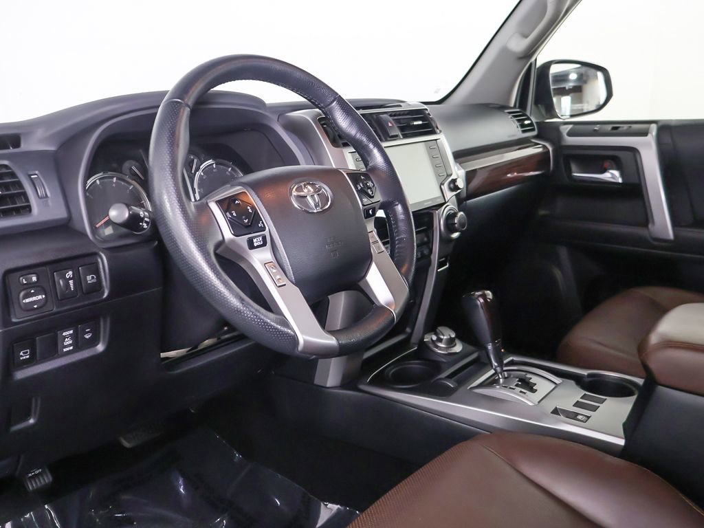 Used 2023 Toyota 4Runner Limited AWD/4WD image 26
