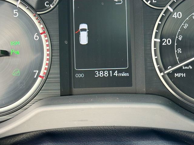 Used 2023 Lexus GX 460 Premium image 41