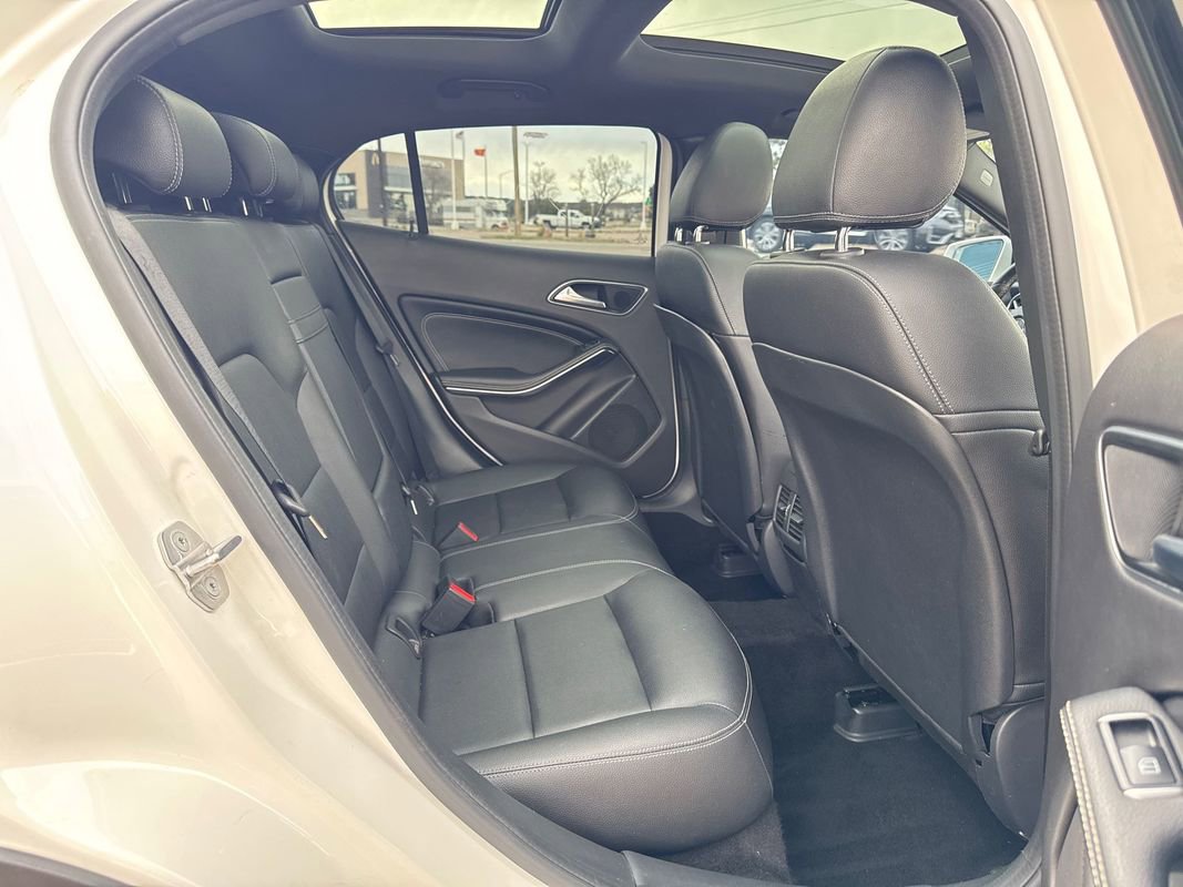 Used 2018 Mercedes-Benz GLA 250 4MATIC image 17