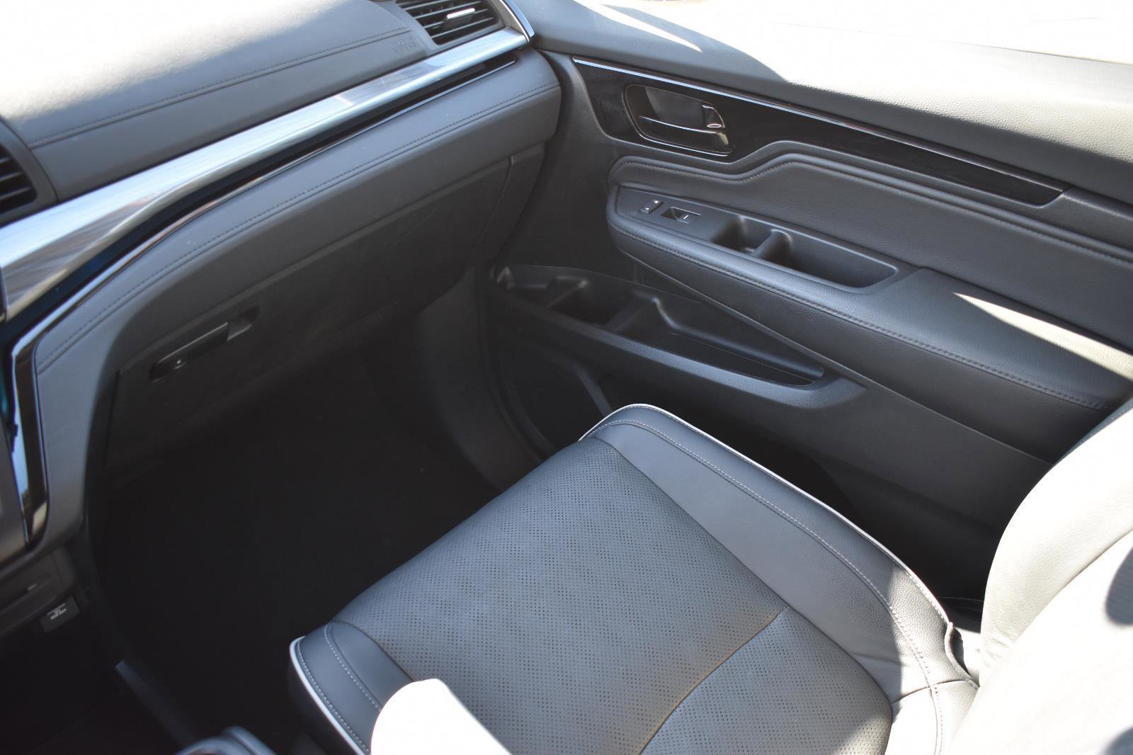 Used 2023 Honda Odyssey Elite image 24