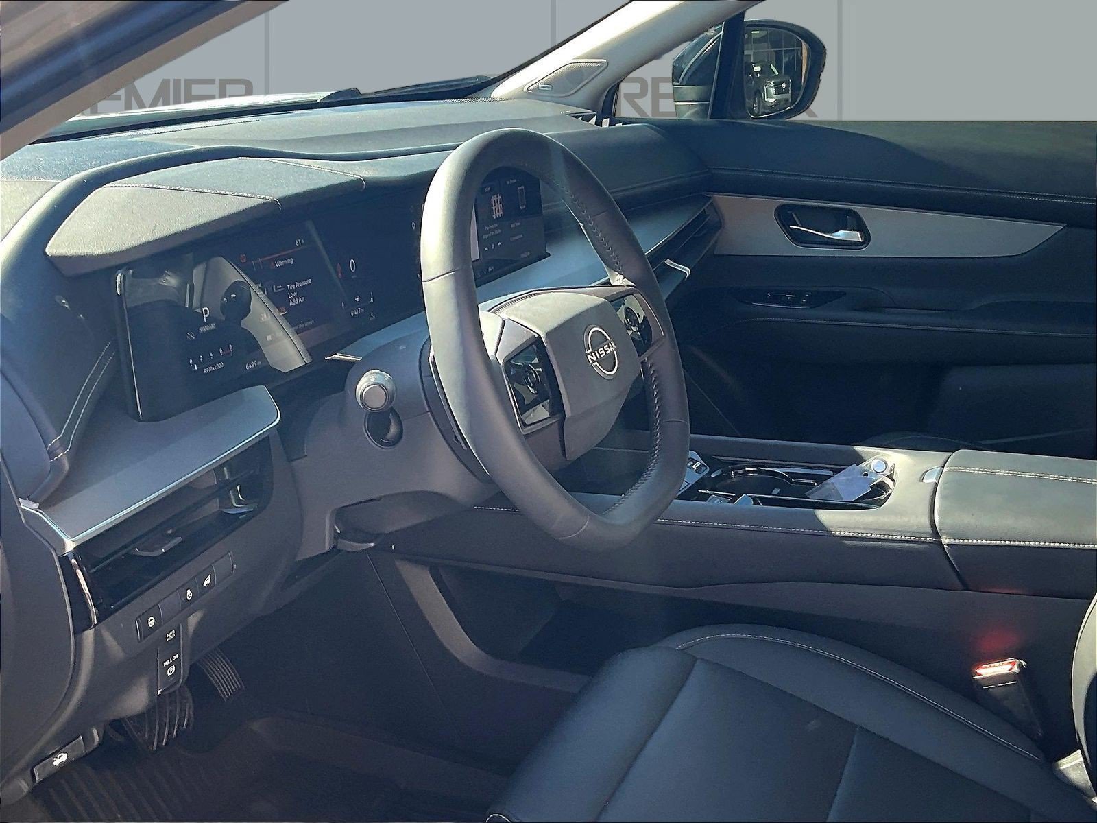 Certified 2025 Nissan Murano SL w/ Cargo Package AWD/4WD image 19