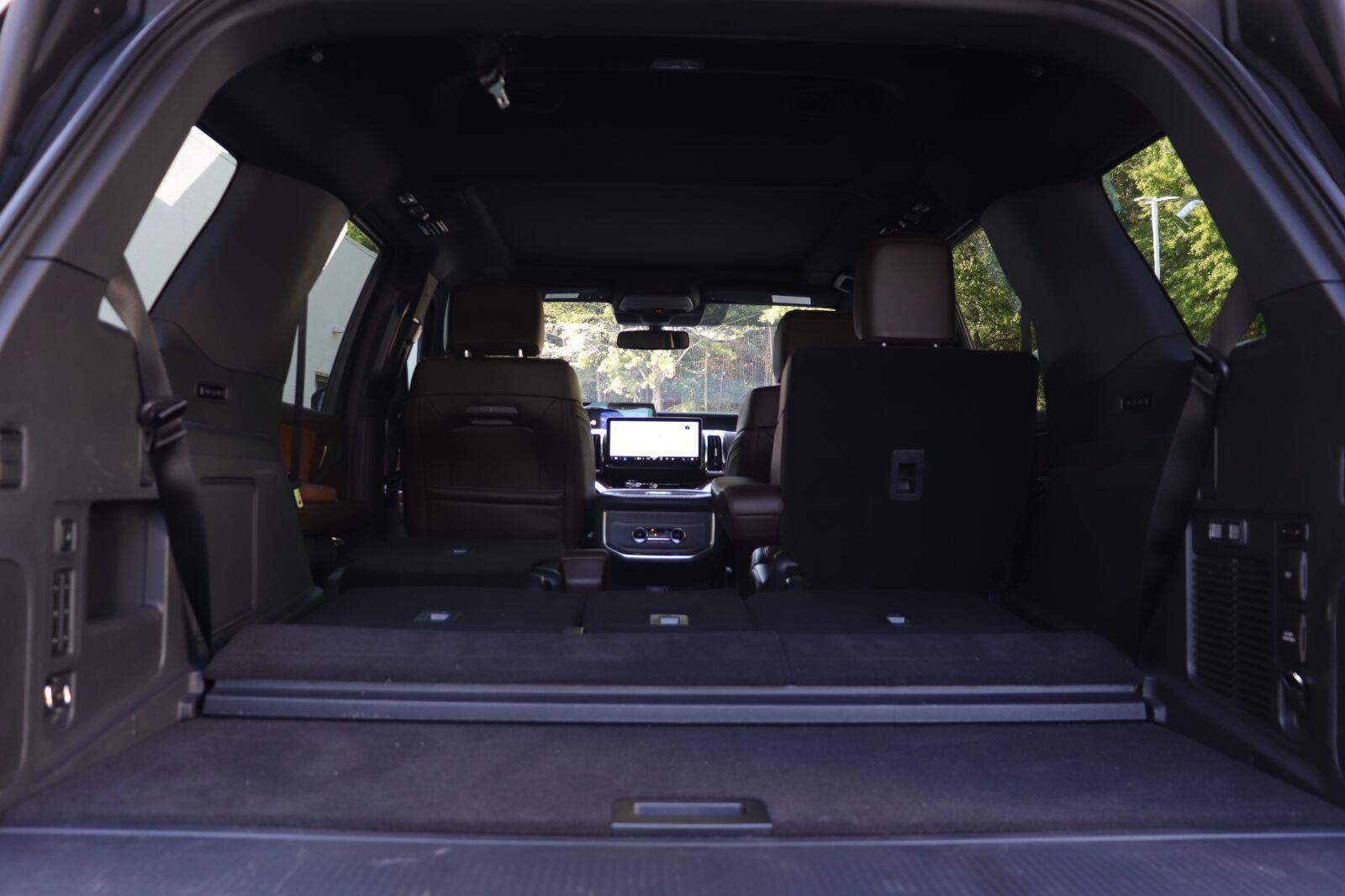 Used 2025 Ford Expedition King Ranch AWD/4WD image 17