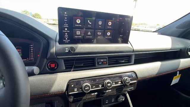 New 2026 Honda Pilot Sport image 25